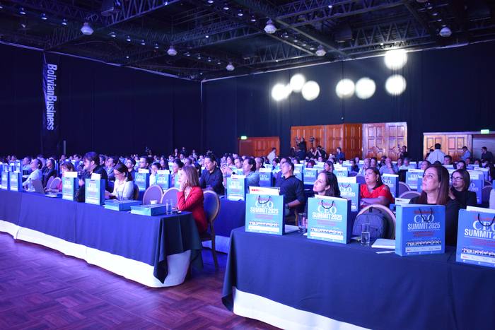 CEO SUMMIT — Bolivian Business