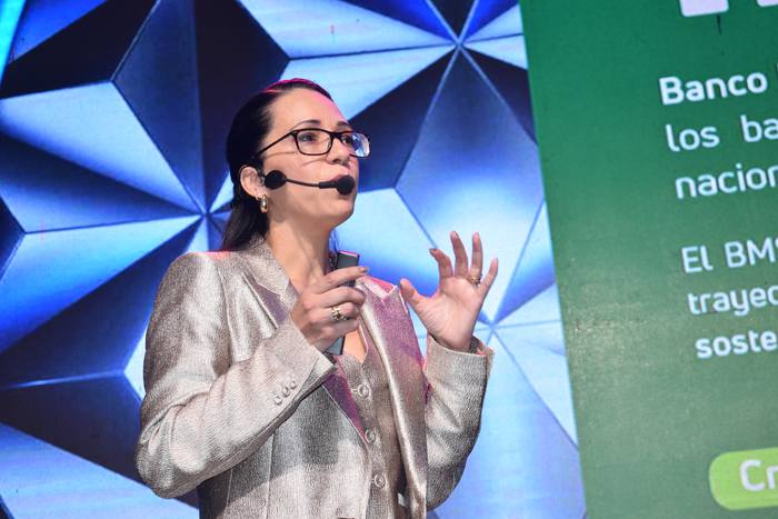 CEO SUMMIT — Bolivian Business