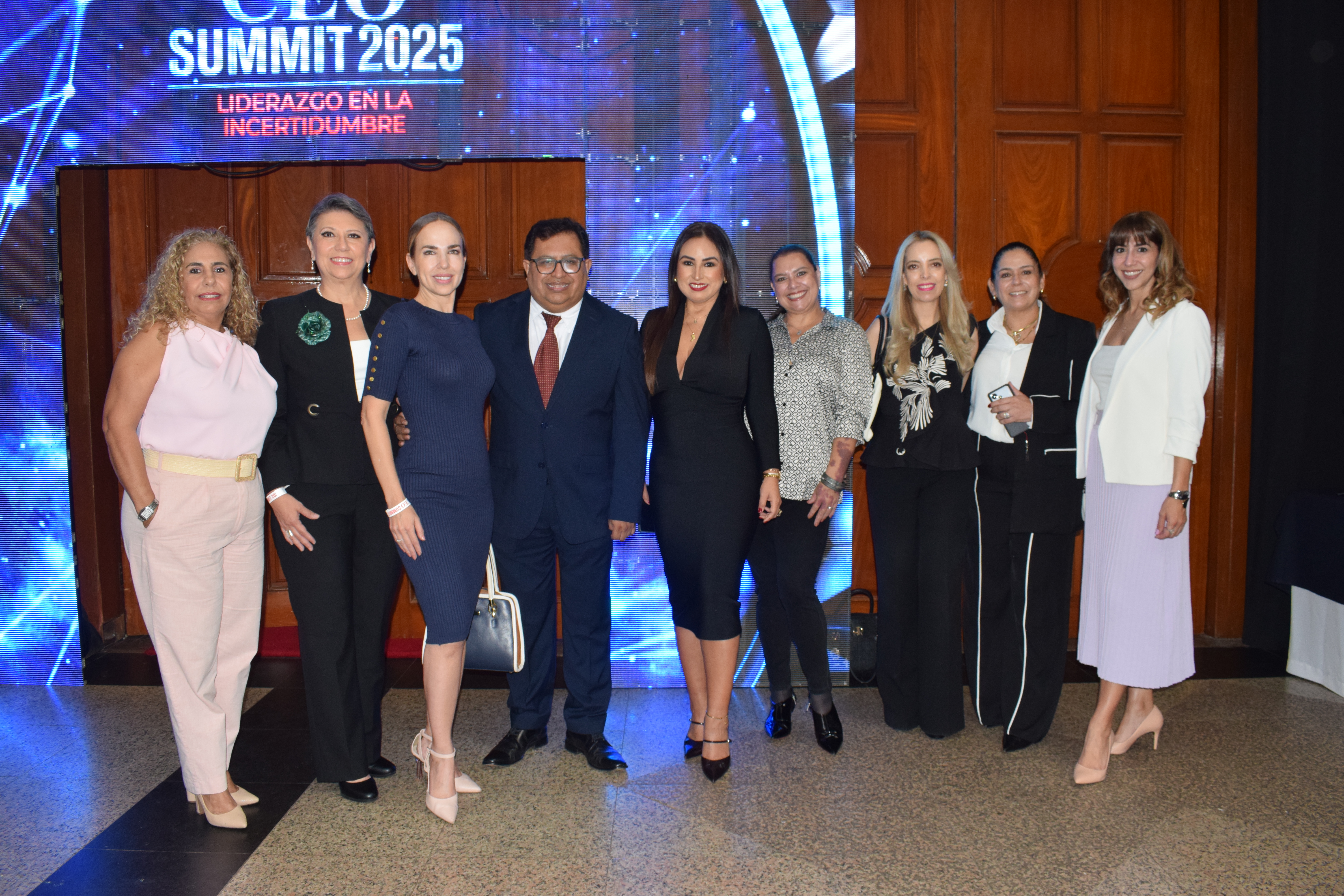 CEO SUMMIT — Bolivian Business