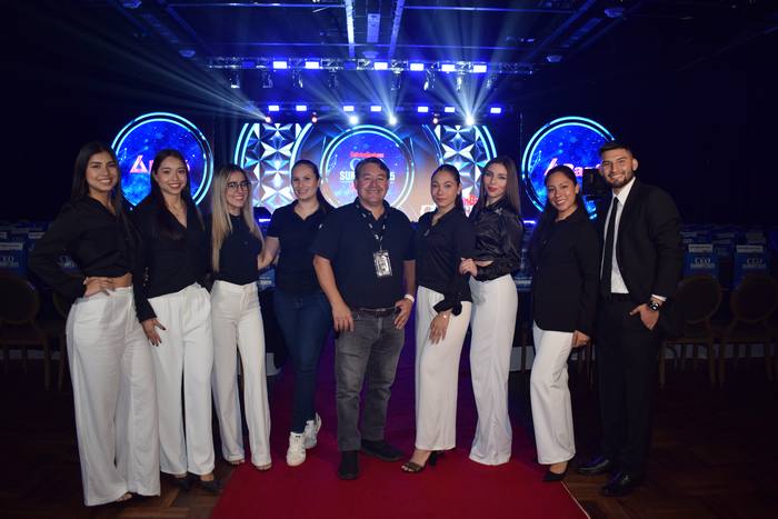 CEO SUMMIT — Bolivian Business